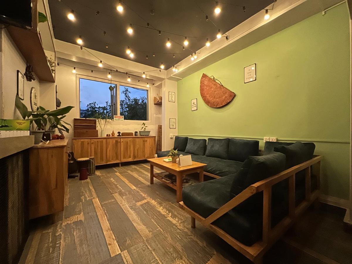 Gaurishankar Backpackers hostel Pokhara Exterior foto