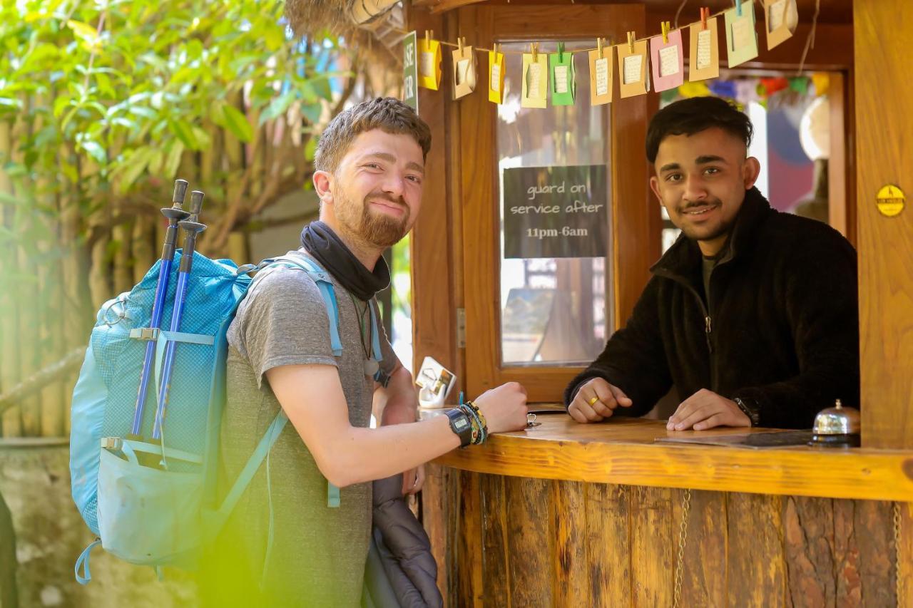 Gaurishankar Backpackers hostel Pokhara Exterior foto